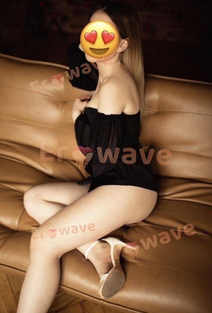 Zdjęcie główne ogłoszenia - 19latka w mieście